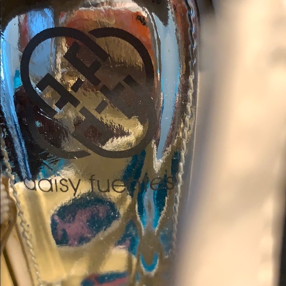 Daisy Fuentes (Carra) High Heel Platforms - Picture 4 of 9